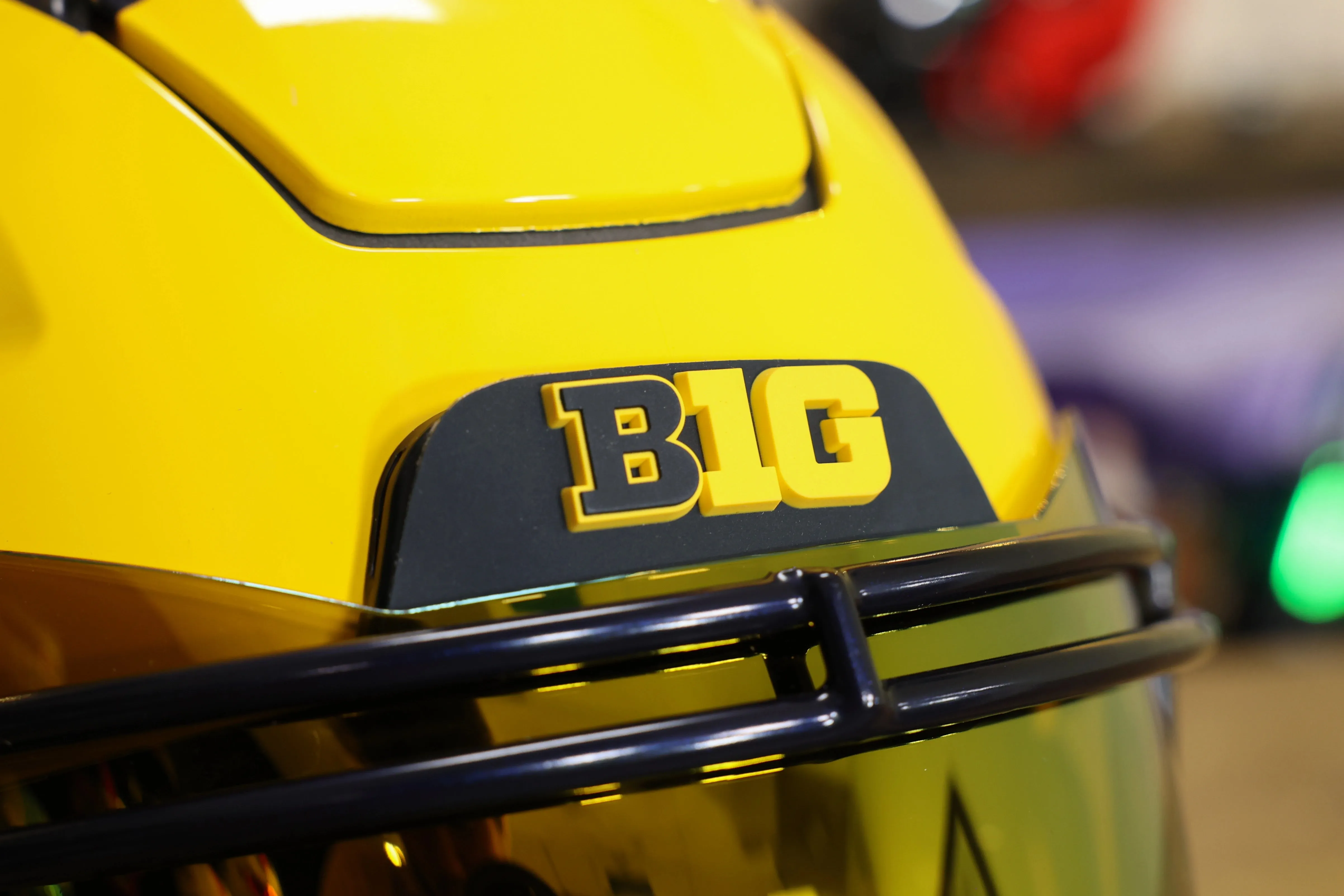 Michigan Wolverines Riddell SpeedFlex Helmet - GG Edition 02091