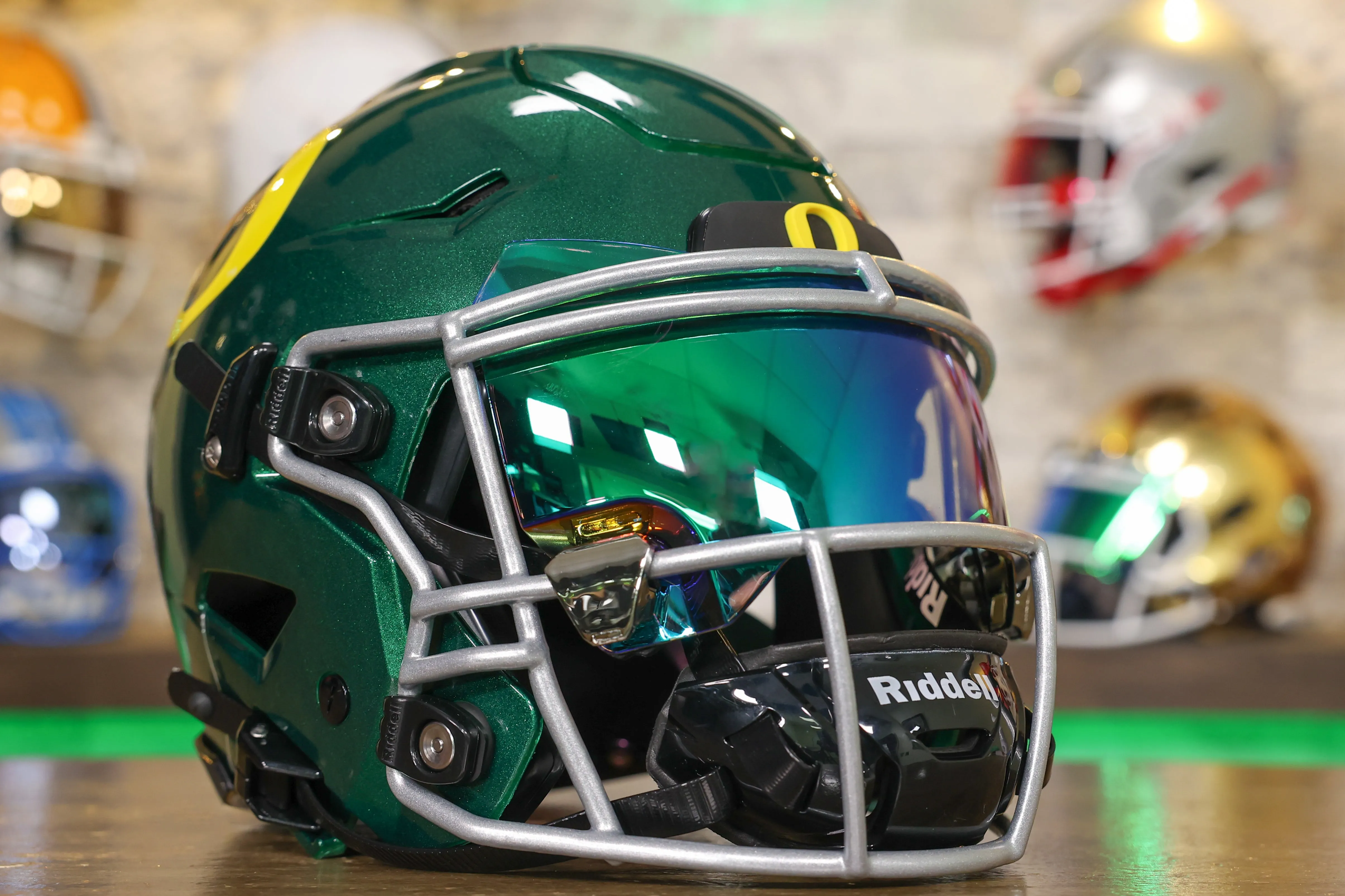 Oregon Ducks Riddell SpeedFlex Helmet - GG Edition 02530