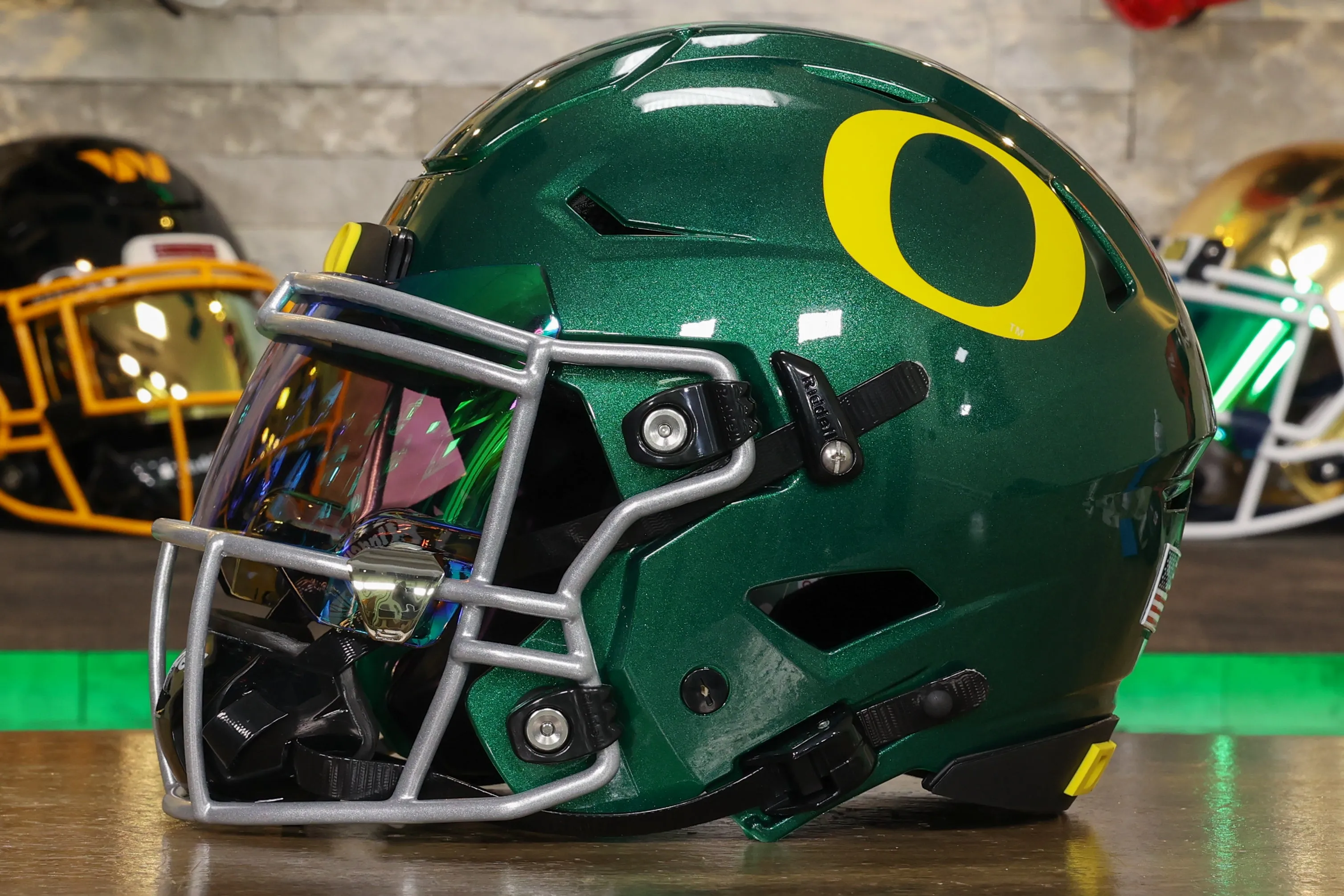 Oregon Ducks Riddell SpeedFlex Helmet - GG Edition 02530